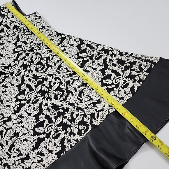 Cleo Petites Women's Sleeveless Black White Midi Dress Fit & Flare Stretch Sz 6 - Picture 14 of 14